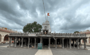कमला भवानी मंदिर देवीचा माळ, ता. करमळा, जि. सोलापूर